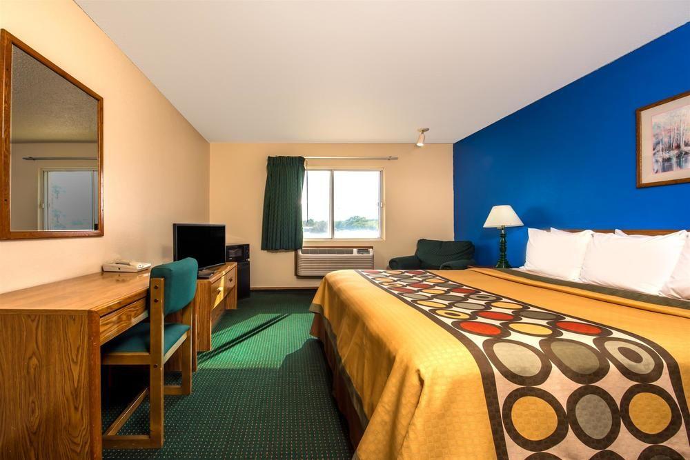 Super 8 By Wyndham Waco University Area Buitenkant foto