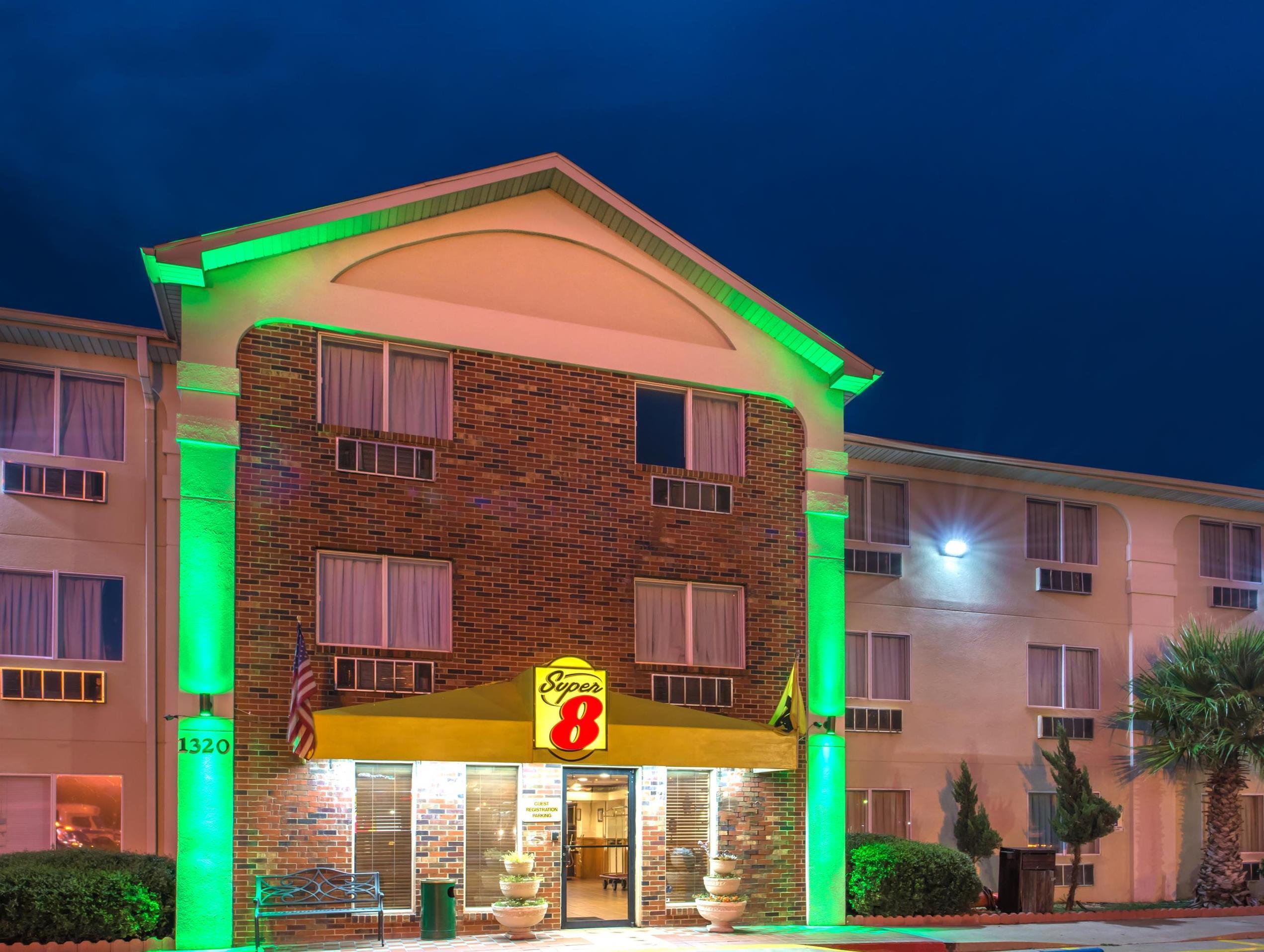 Super 8 By Wyndham Waco University Area Buitenkant foto